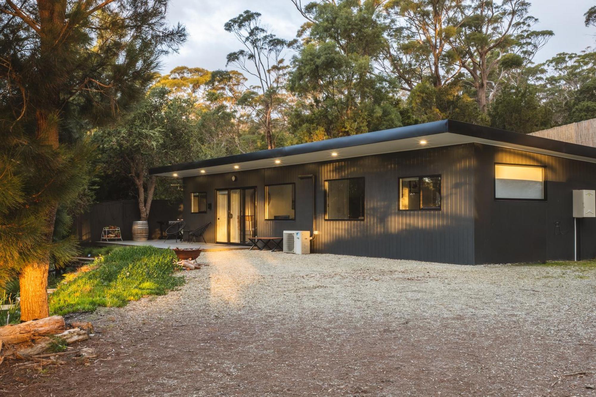 Blyth Retreat, Bruny Island Villa Simpsons Bay Екстериор снимка